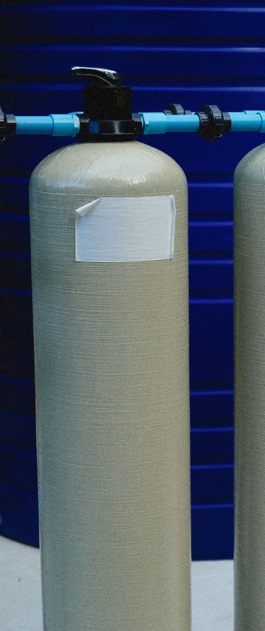Water softener resin tank